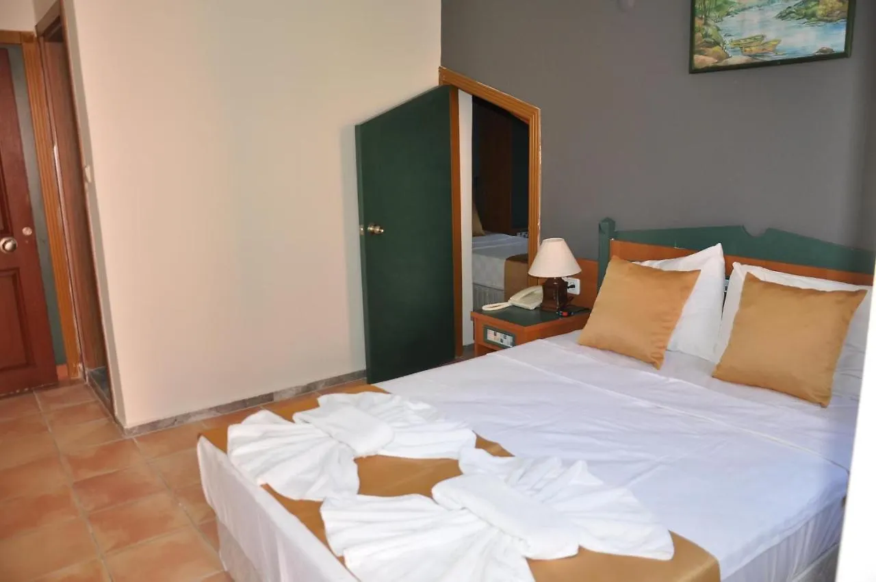 Oludeniz Beach Random Rooms By Lookbookholiday (Adults Only)